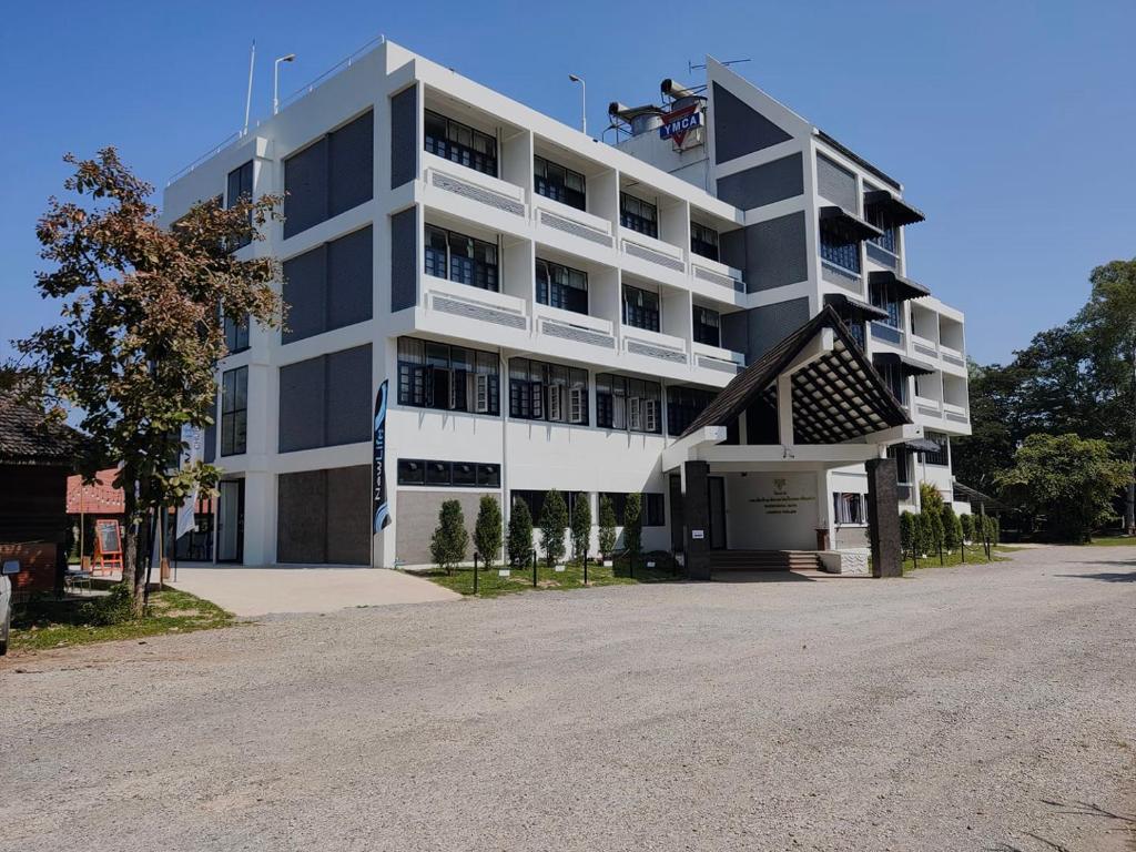 YMCA International Hotel Chiangrai — photo 1