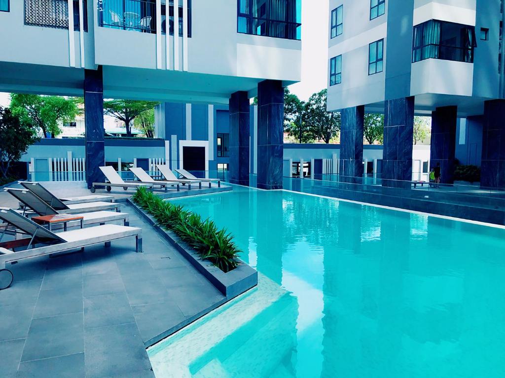 THE BASE Sea View Holiday inn Central Pattaya photo 3