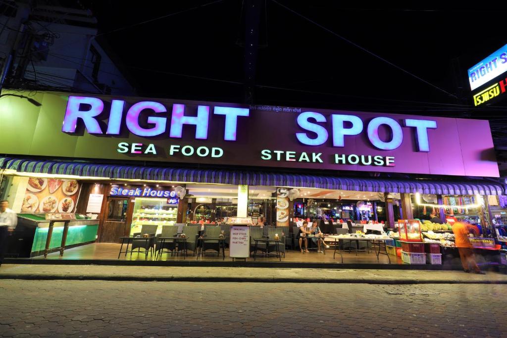 Right Spot — photo 1