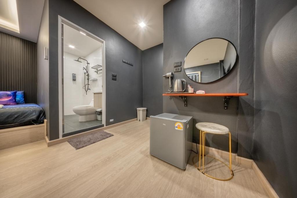 Space Station Hostel photo 3