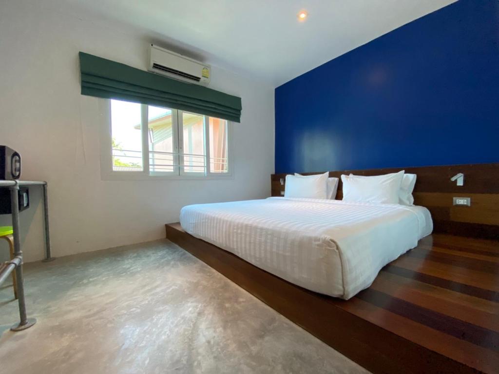 TATATA Koh Tao photo 2