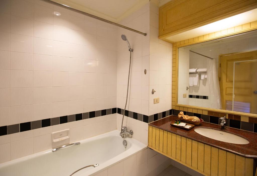 The Imperial Narathiwat Hotel photo 3