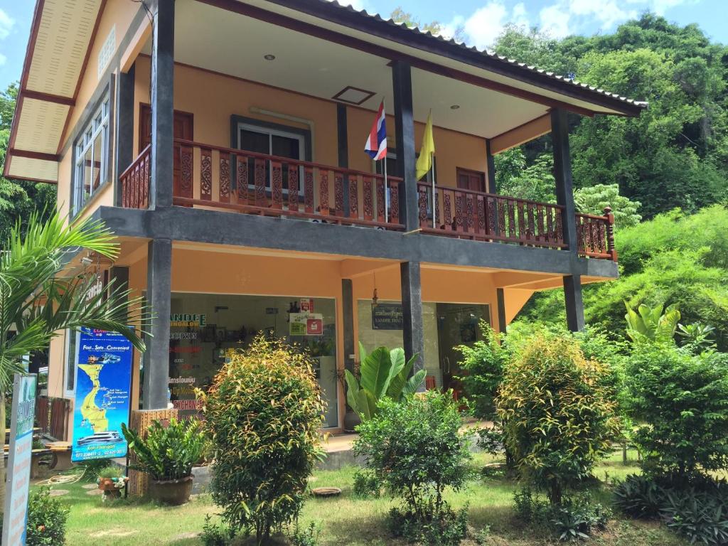 Sandee Bungalow — photo 1