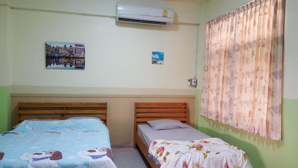 Sataya Apartment photo 2