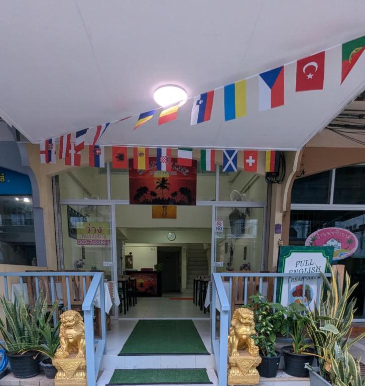 Shady Palms Guest House Cha Am Beach — photo 1