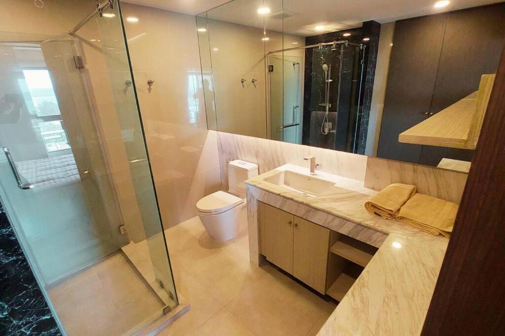 Seaview Condo In 5 Star Resort MG1 photo 3