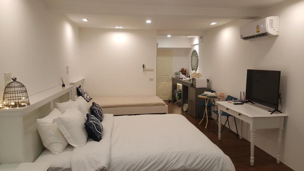 Wora Stay room Kata beach photo 2