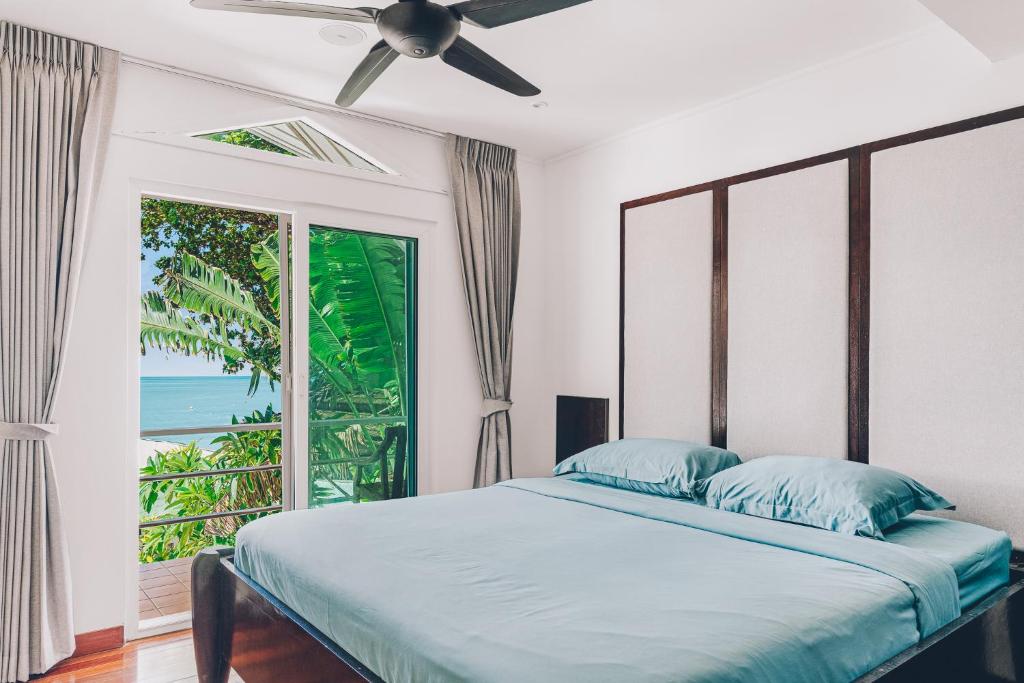 Beachfront Art Villa Samui photo 2