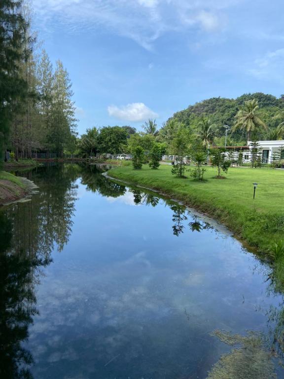 Tarn Villa Krabi — photo 1