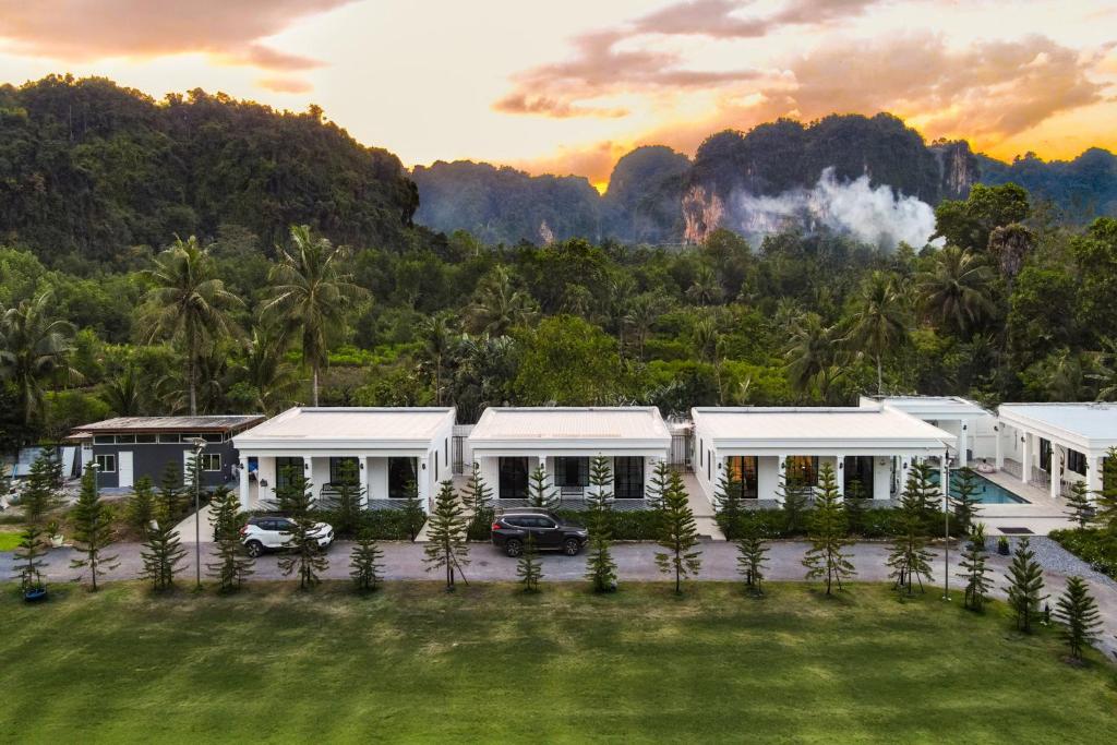 Tarn Villa Krabi photo 3