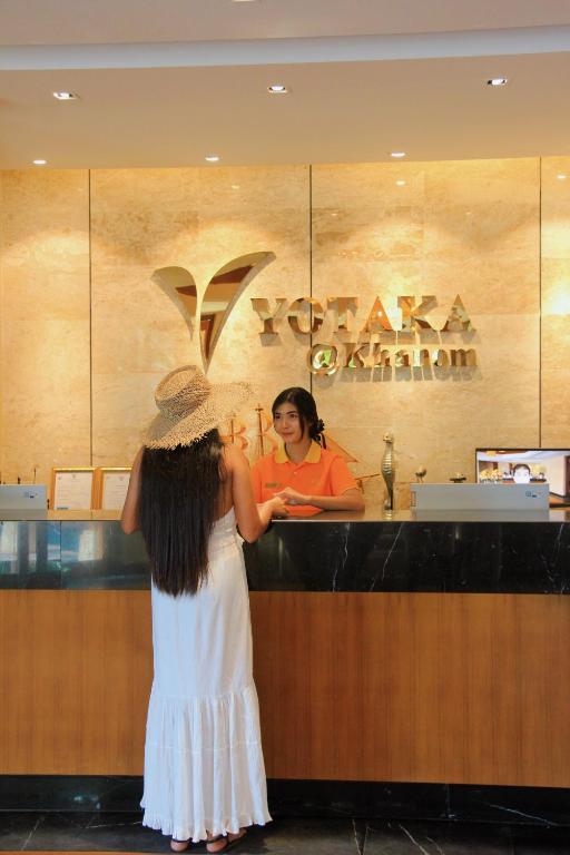 Yotaka Khanom photo 2