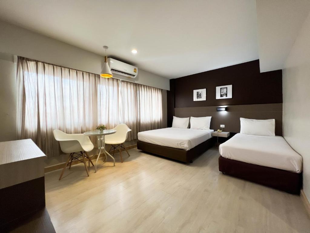 Srivichai Hotel — photo 1
