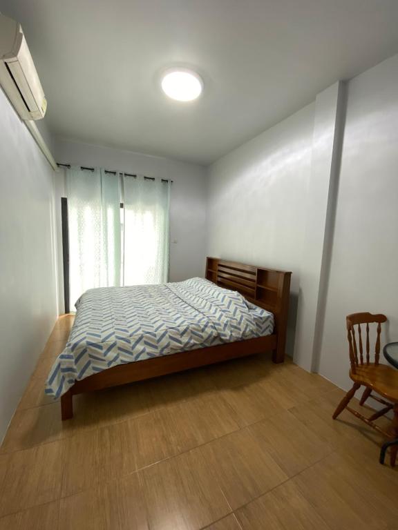 TOWNHOME Airport photo 2