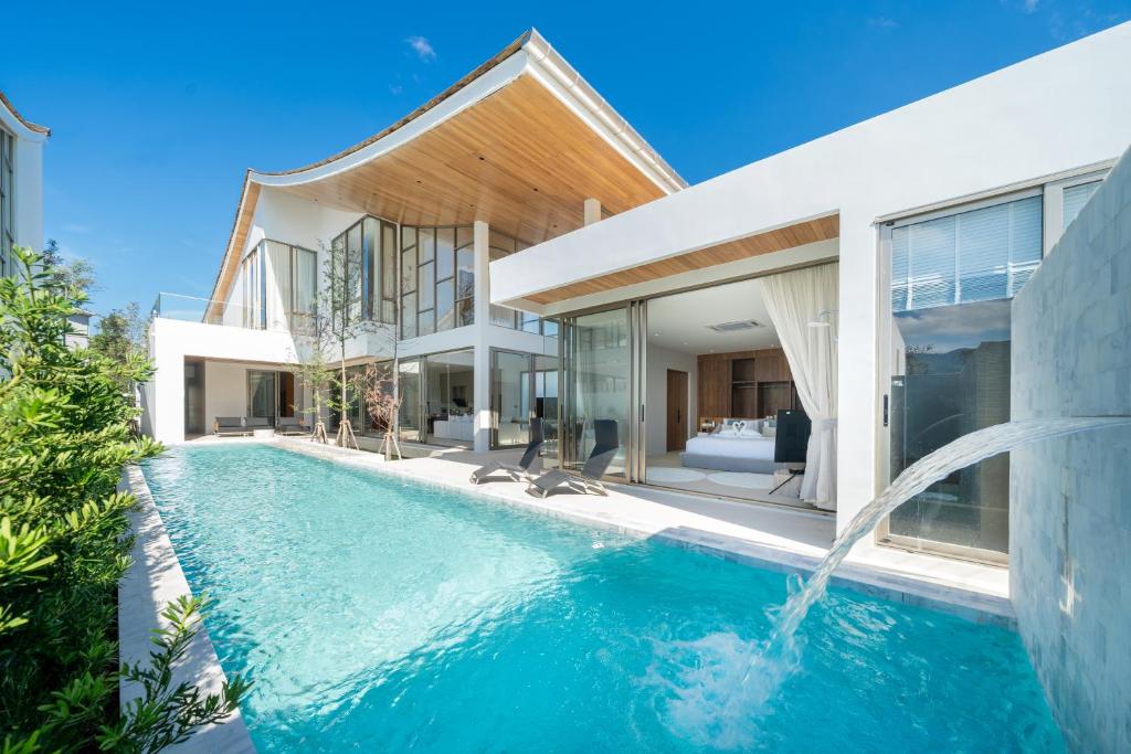 5BR Pool Villa with 20m Private Pool near Laguna Phuket - Trinity Villa by Warm Plus photo 3