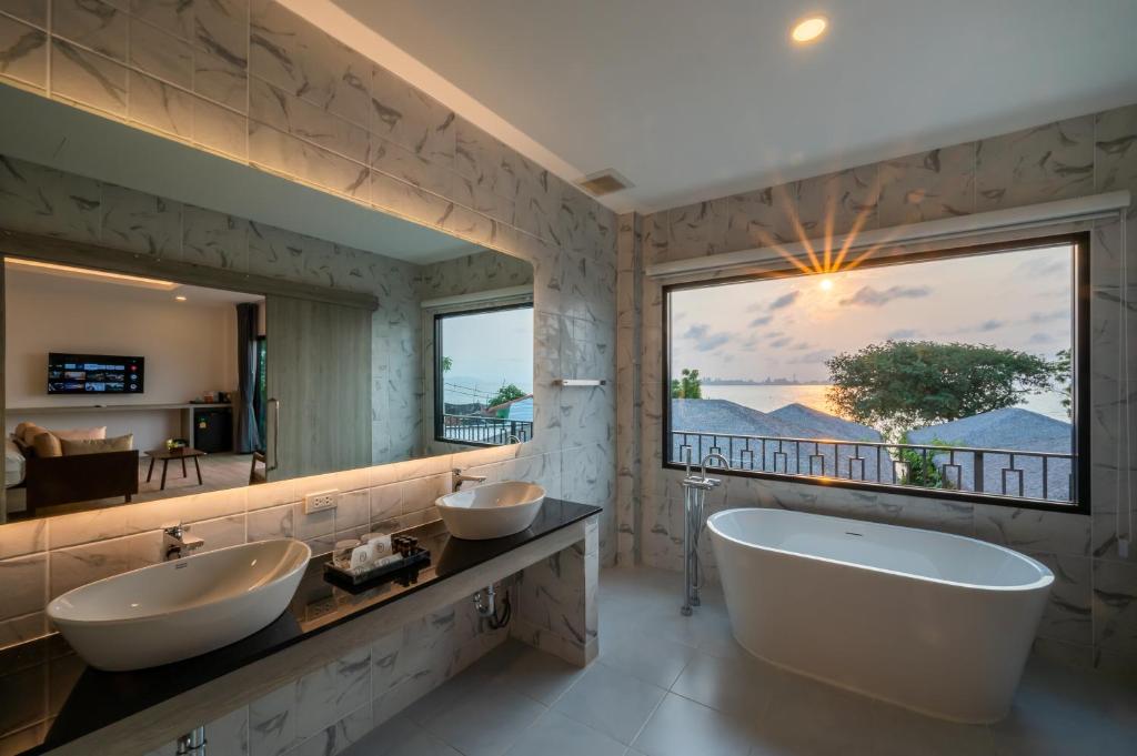 rocco villa photo 3