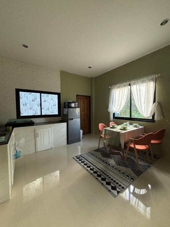 Town house photo 3