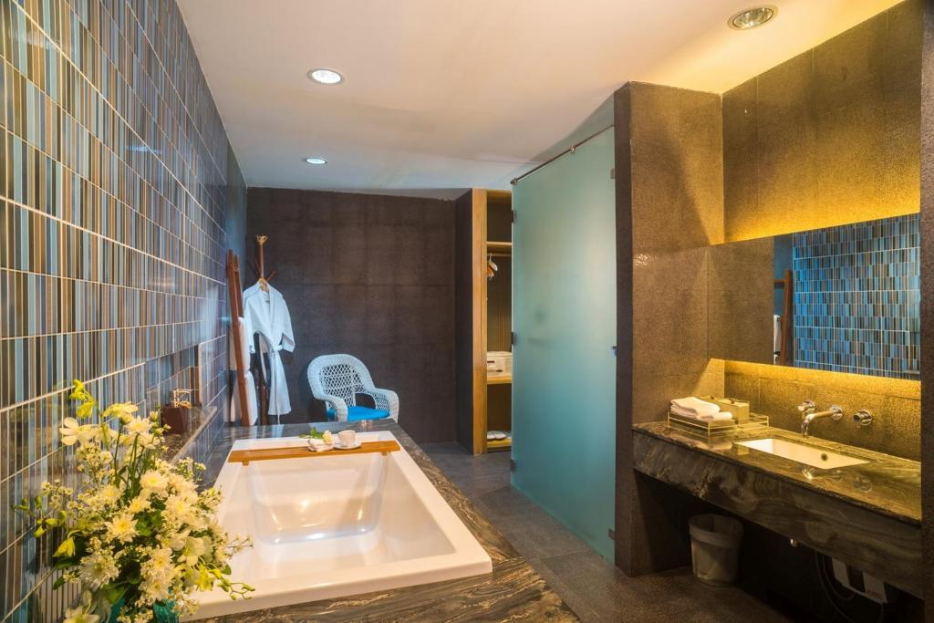 Synergy Samui photo 2