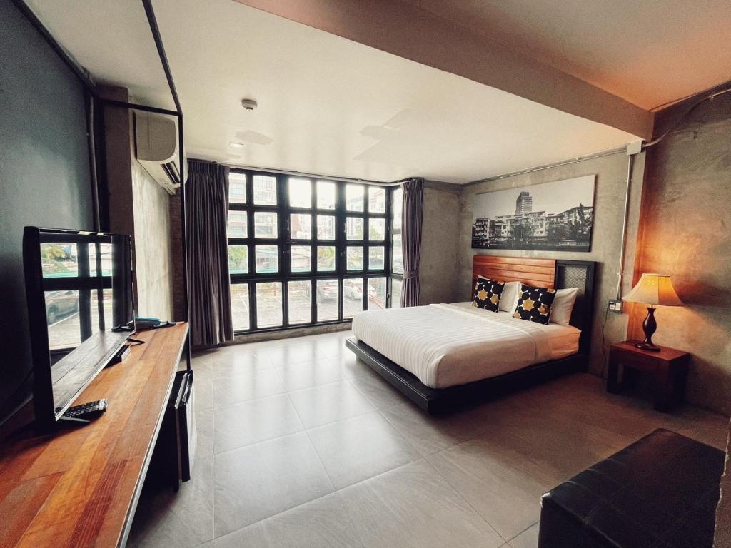 Yotaka The Hostel — photo 1