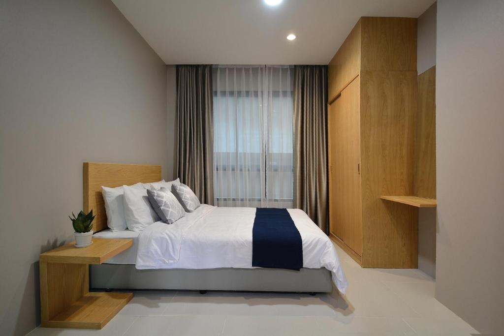 The Grey House Palai Phuket photo 2