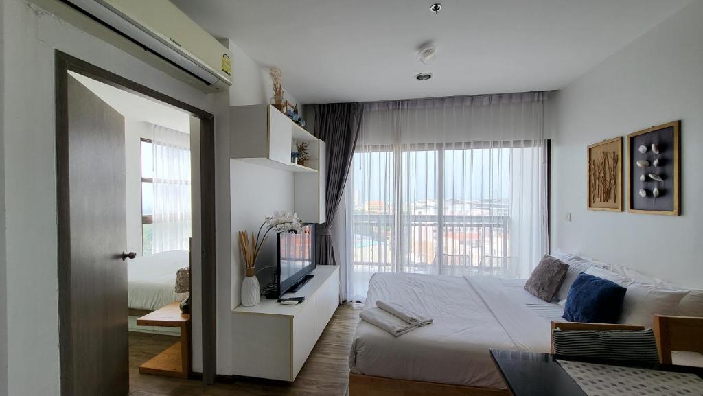 SimplyComfy Apartment by Patsamon photo 2