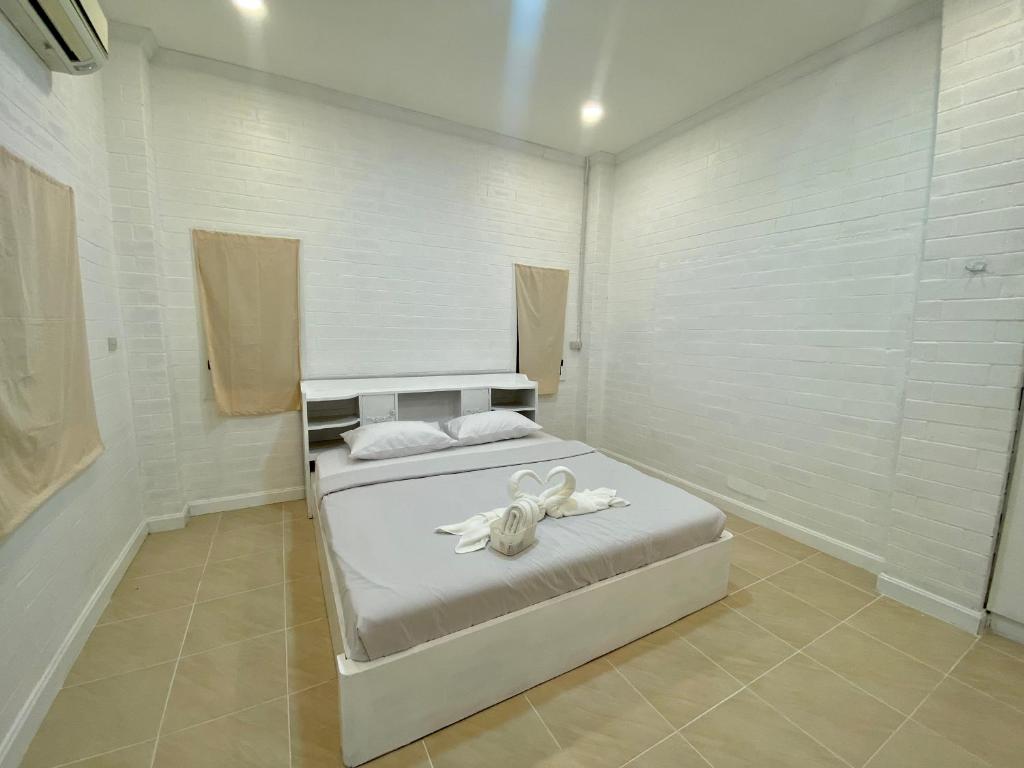 Whitehouse cafe&Guesthouse photo 2