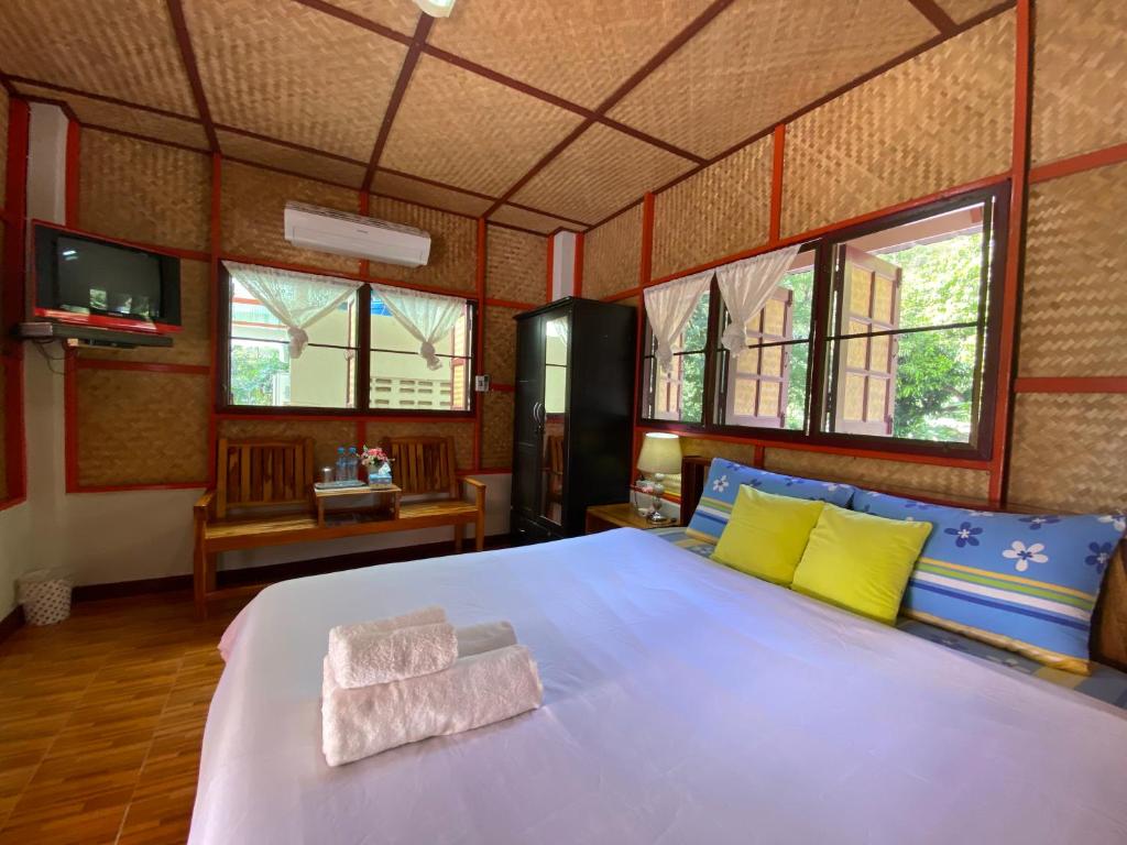 Yayee Homestay photo 2