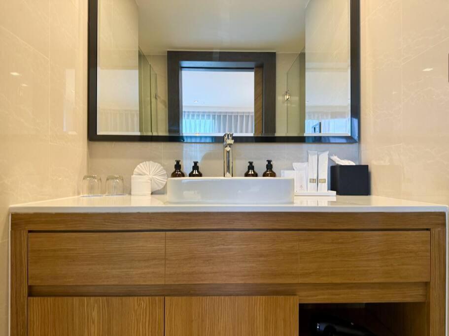 Suite Aluna 1BR Pools Shuttle to Nai Harn photo 3