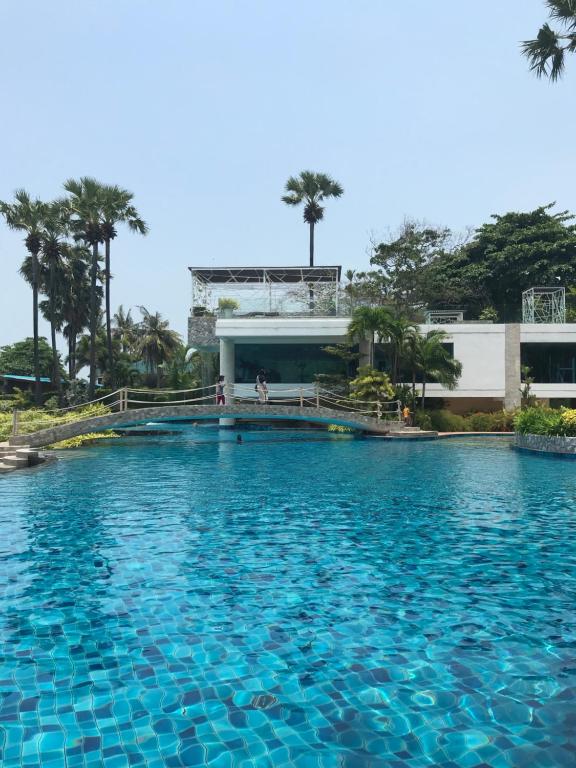 The palm wongamat pattaya photo 3