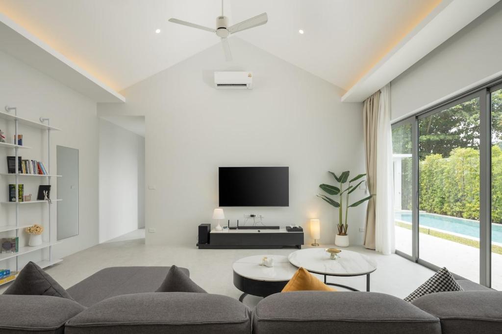 Silk Villa - 3 Bedrooms - Pool - Central Area — photo 1