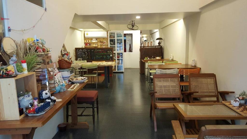The Commonroom CNX photo 2