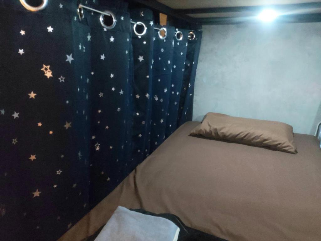 TALK TO THE MOON HOSTEL photo 2