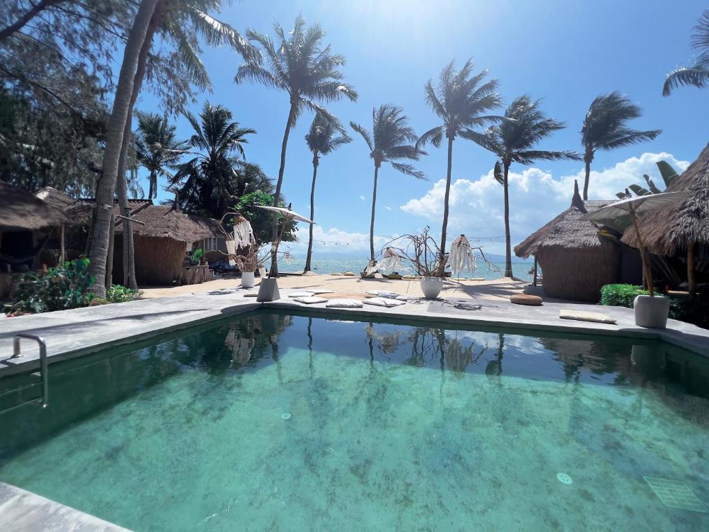Sea Love Beach Bar & Bungalows photo 3