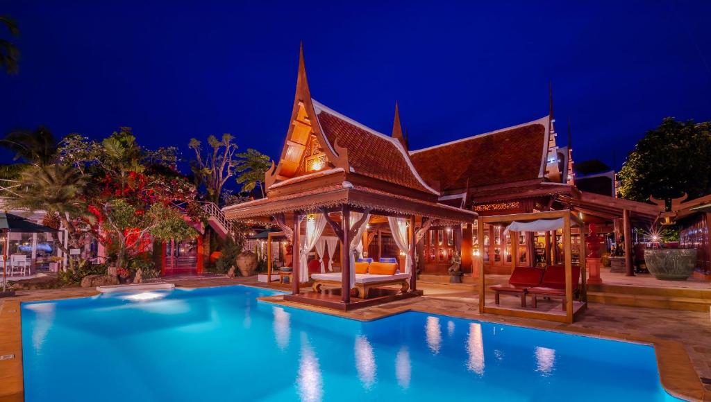 Royal Thai Villa Phuket - SHA Extra Plus photo 3