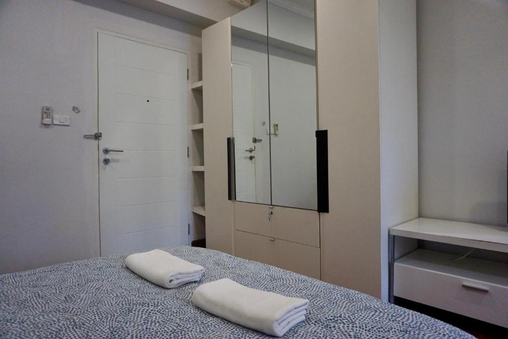 Hip & Funky Sathon15 apartment close to BTS St Louis photo 3