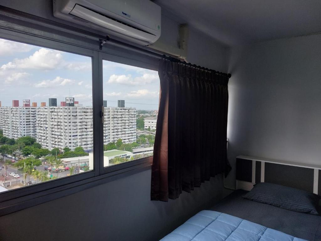 Solitude Skies14th Floor Studio photo 2