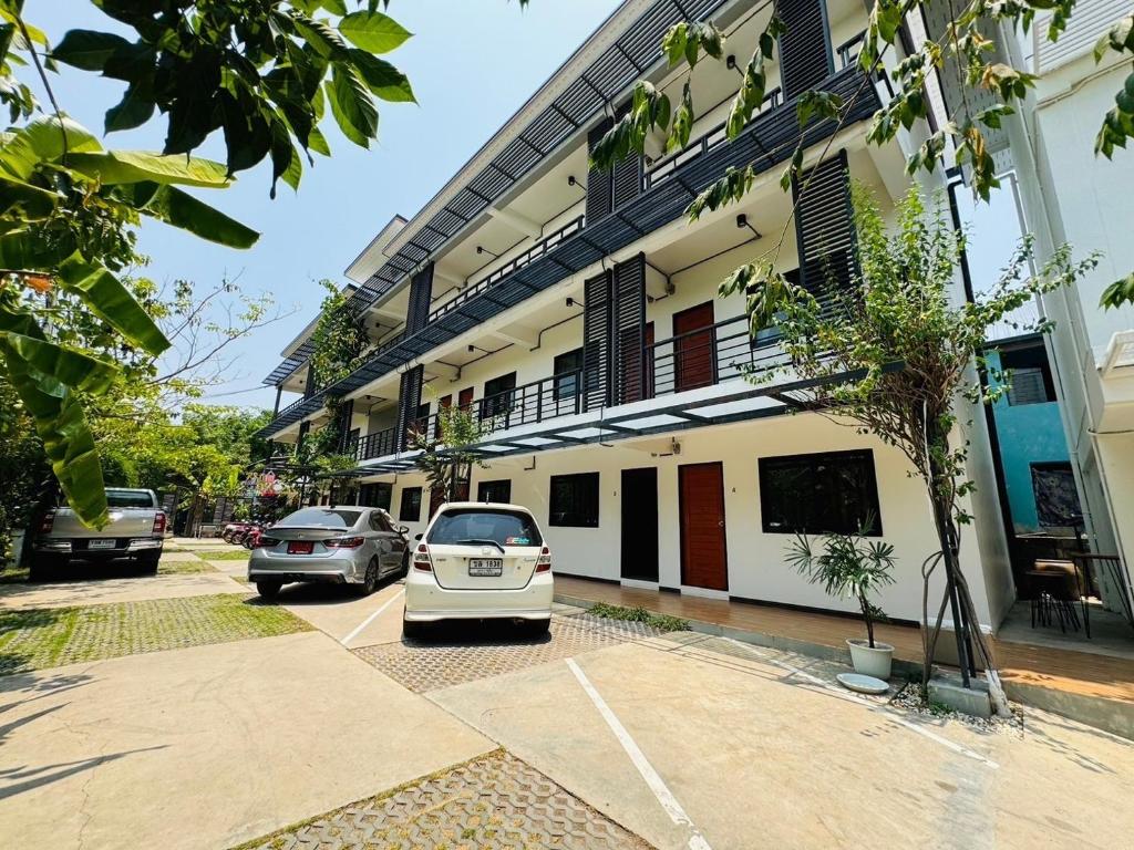 Saengcanthr แสงจันทร์ — photo 1