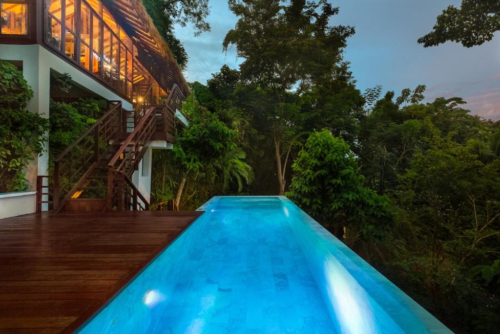 OUTRIGGER Phi Phi Island Resort photo 3
