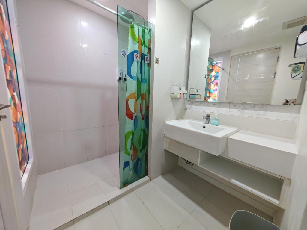 Seven seas condo family kindly 2 bedroom highfloor poolview resort photo 3