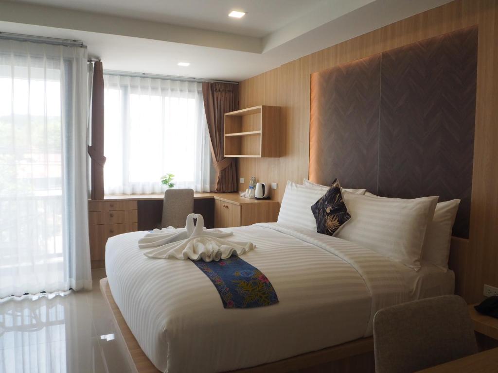 The Village Poshtel photo 2