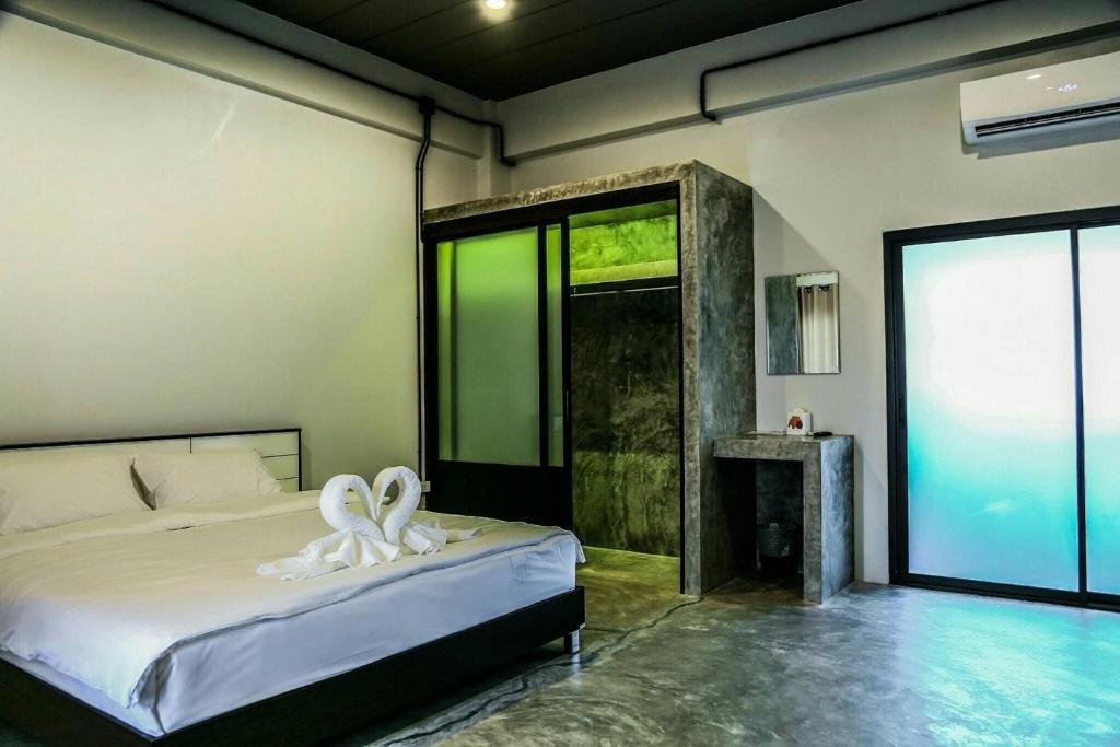 The Ele Hotel Ranong - SHA Extra Plus photo 2