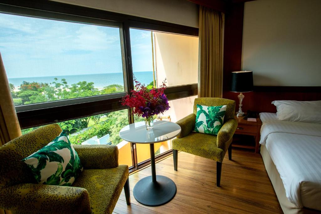 Sailom Hotel Hua Hin - SHA Extra Plus photo 2