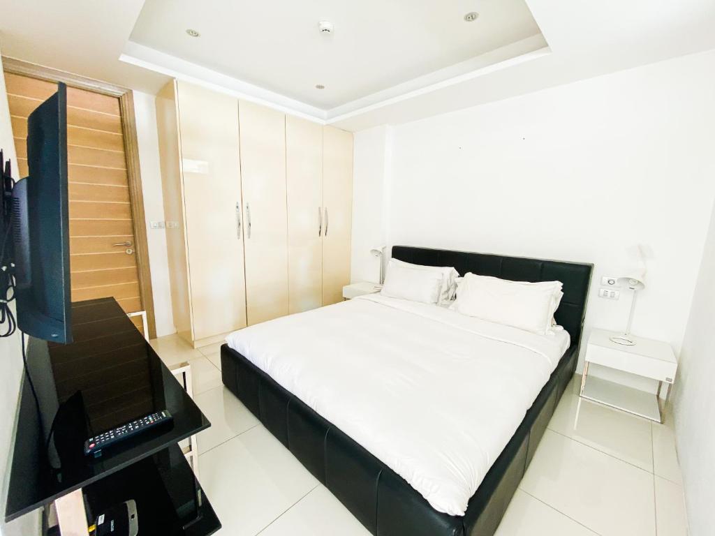 The Kata View Phuket apartment photo 3