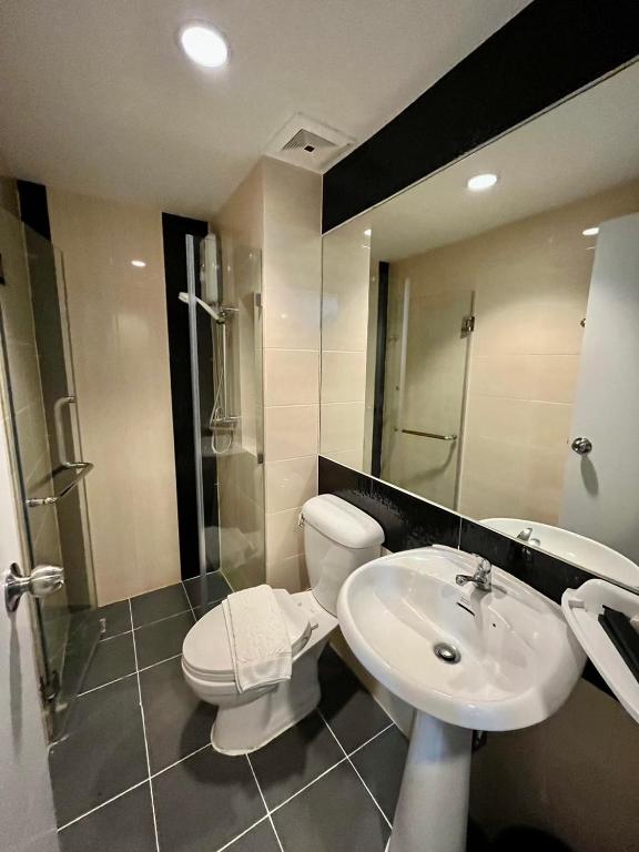 Top High Airport Link Hotel photo 3