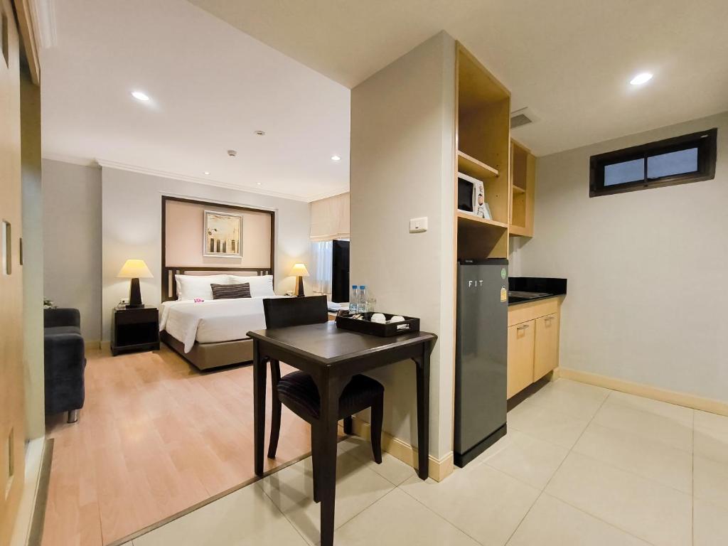 The Key Bangkok Hotel photo 2
