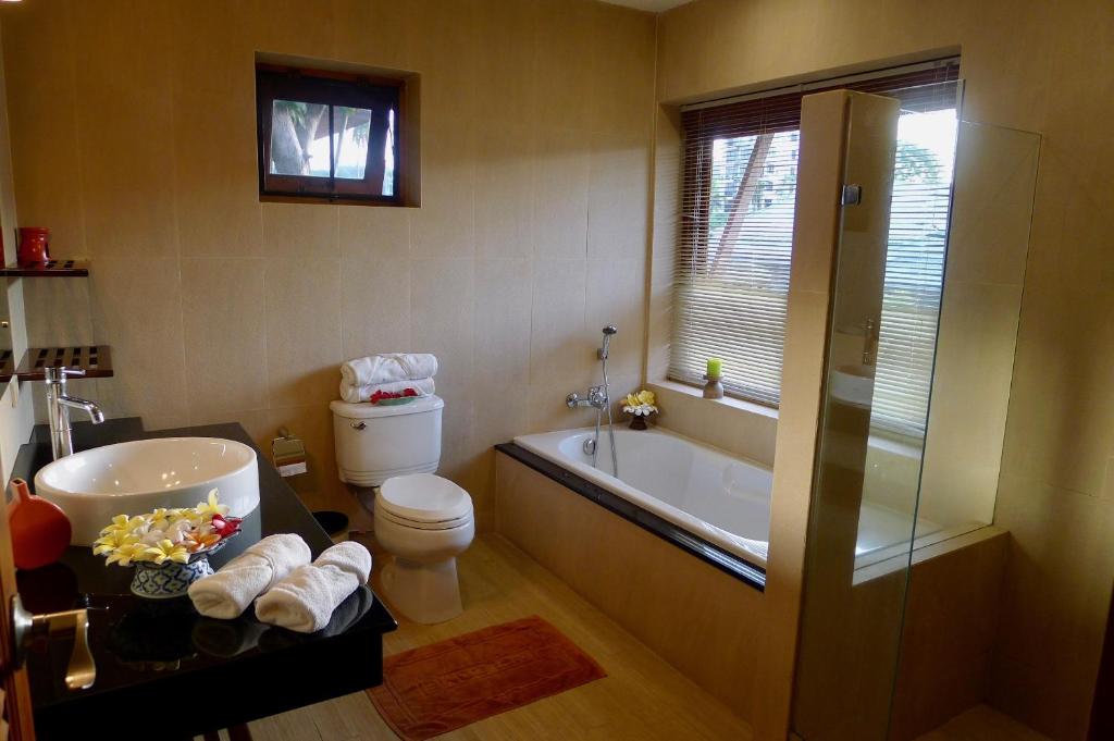 Symphony Villa photo 3