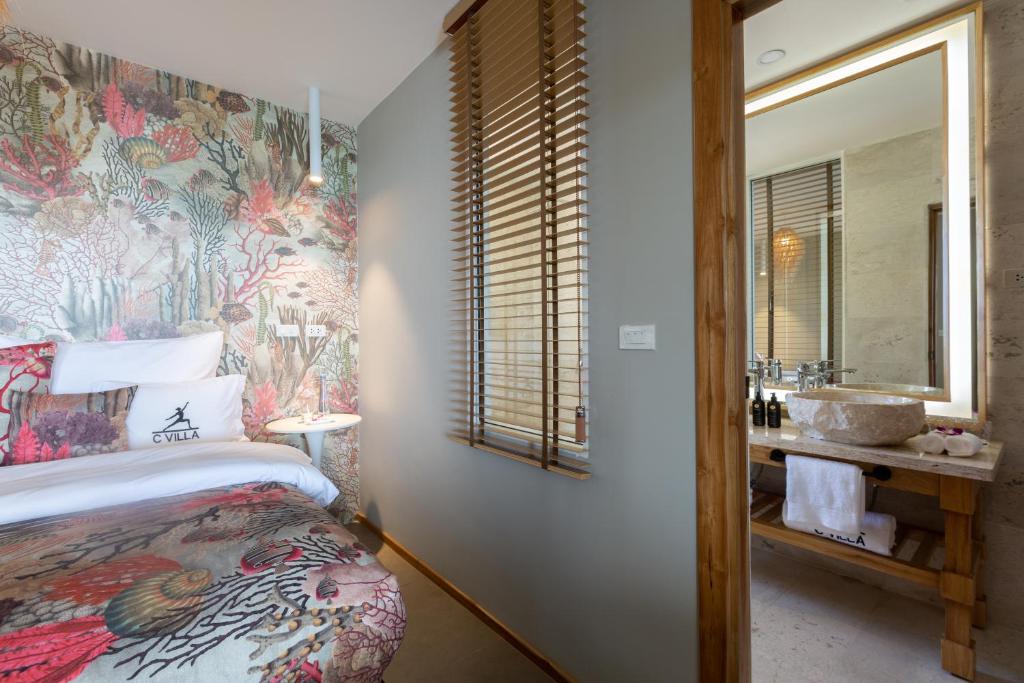 Stunning 7 BR photo 2