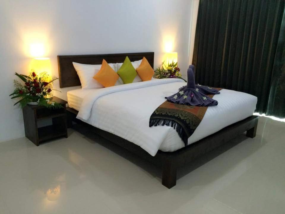 The Seashore Kamala Service Apartment photo 2