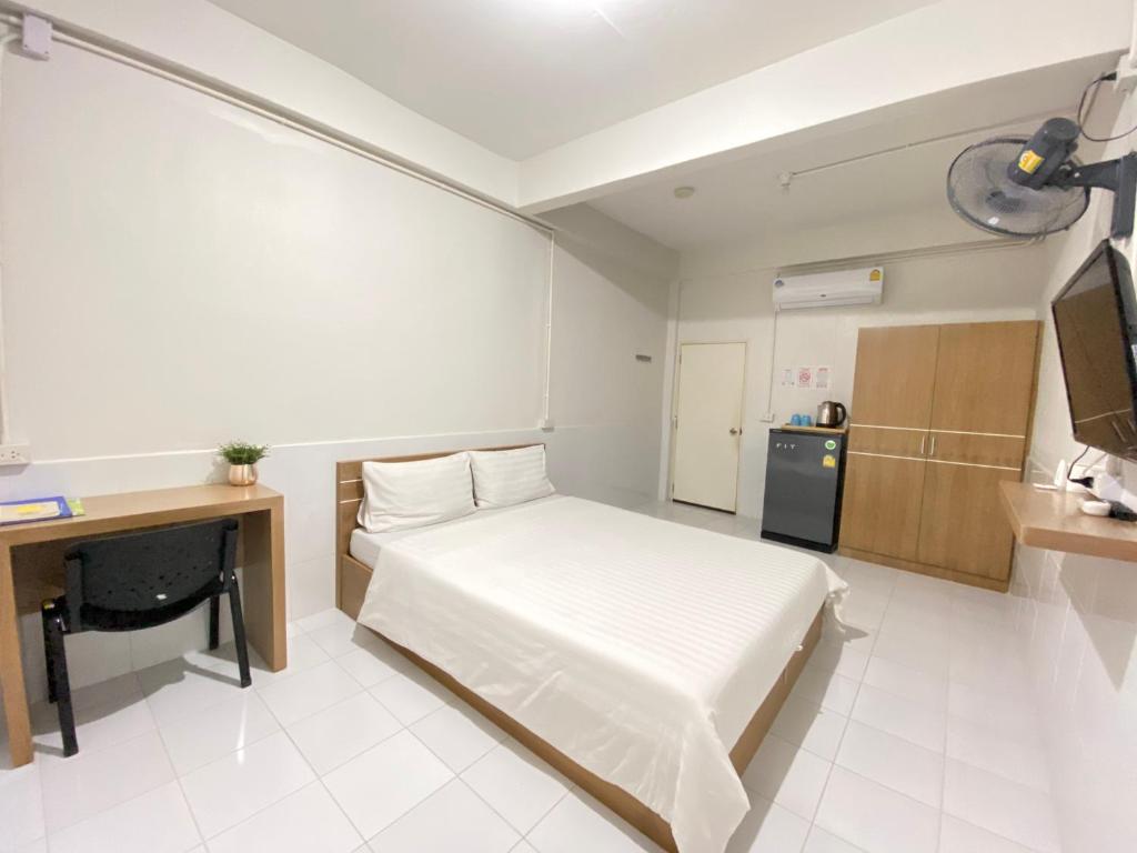 Ze Residence Ramintra photo 3