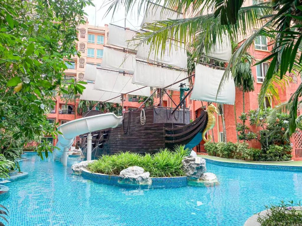 Seven Seas Condo Resort One-bedroom 5 minutes walk to Jomtien Beach — photo 1