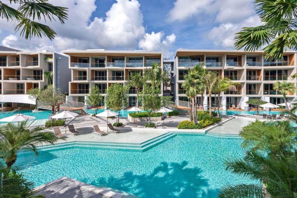 Wyndham Grand Nai Harn Beach Phuket photo 2